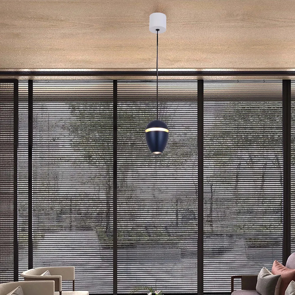 Luminaria colgante LED de luz cálida blanca tipo bellota que mejora el ambiente acogedor de un comedor moderno con decoración elegante y efecto de iluminación en el techo.150-19074