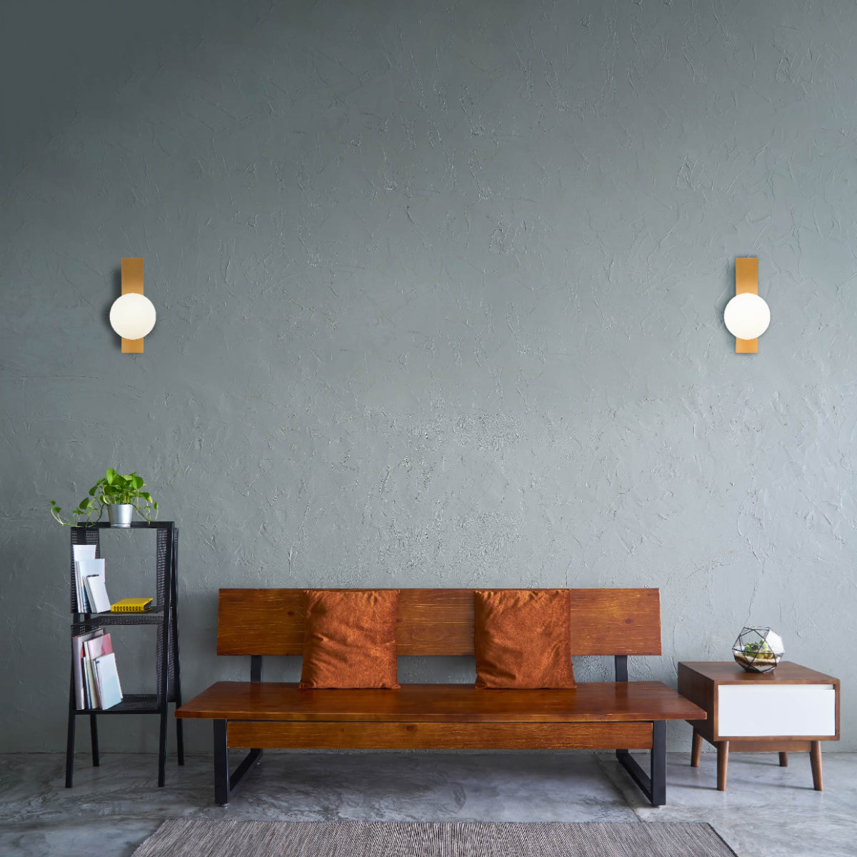 Sconce de pared ajustable en forma de globo, ideal para espacios modernos como salones y oficinas.