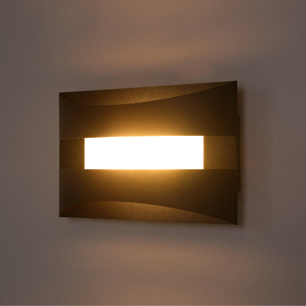 Aplique de pared LED de doble arco contemporáneo, ideal para salas modernas y elegantes, proporcionando una iluminación suave y eficiente.