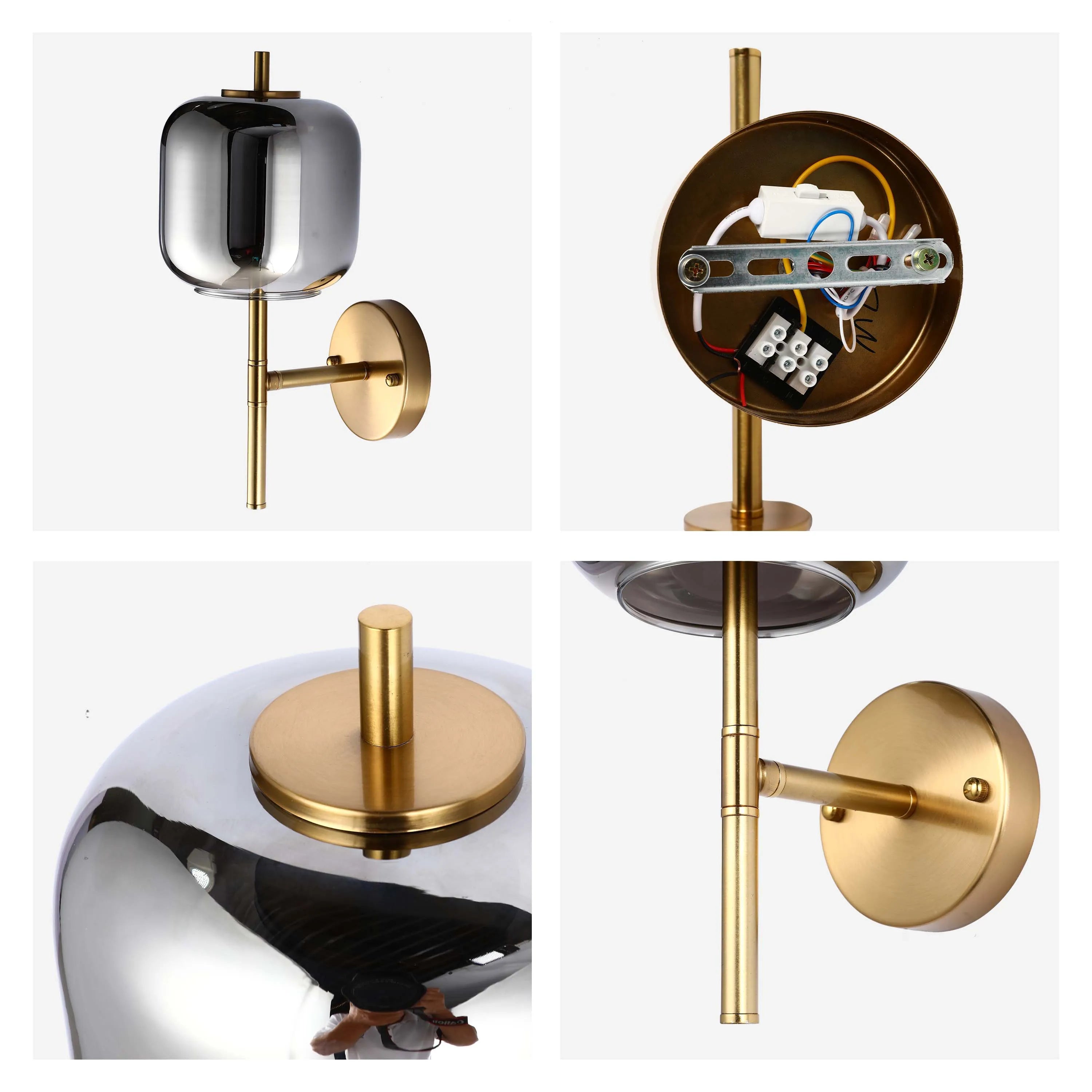 Lámpara de pared de bronce con pantalla de vidrio ámbar o ahumado