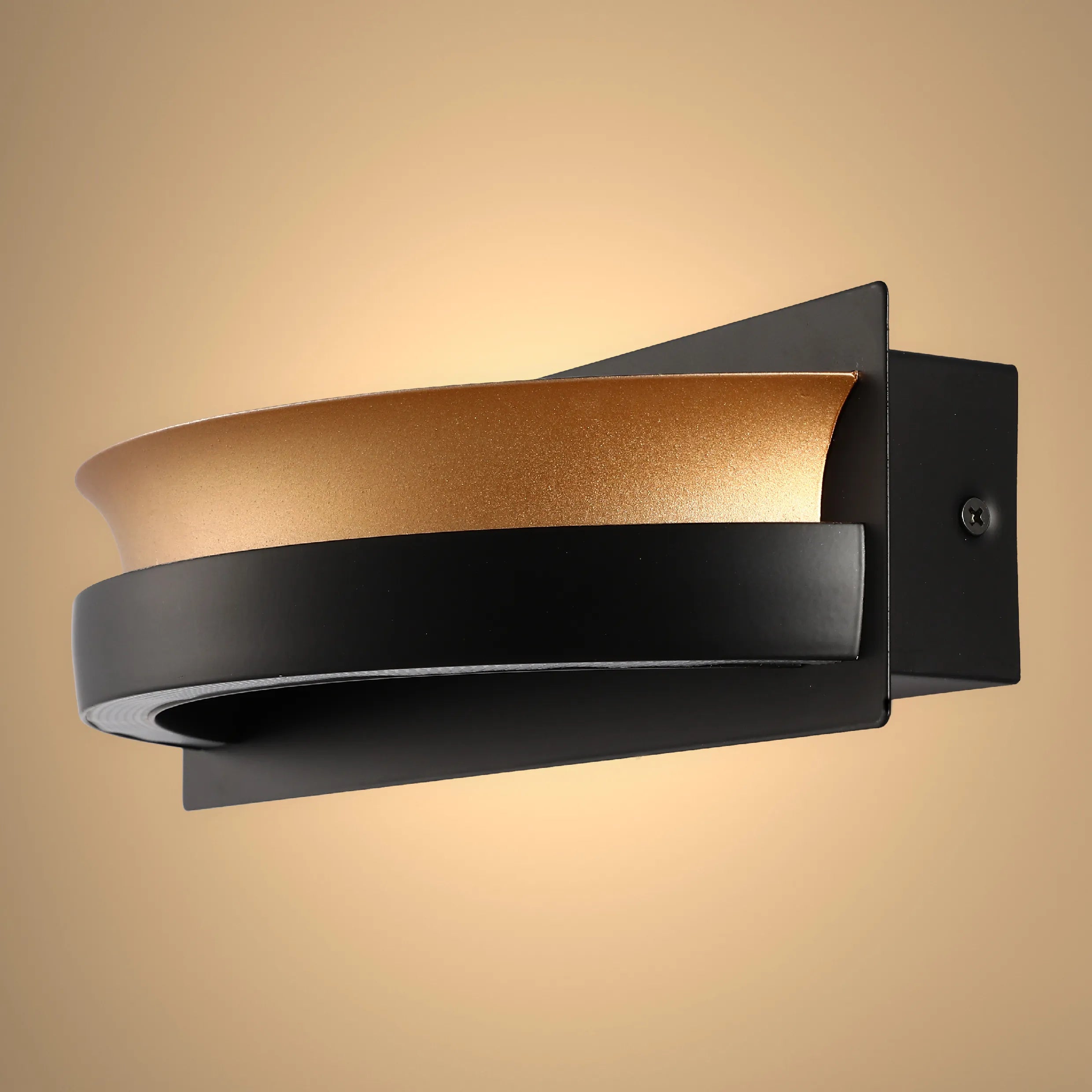 Aplique de Pared Semicircular en Capas Dorado y Negro