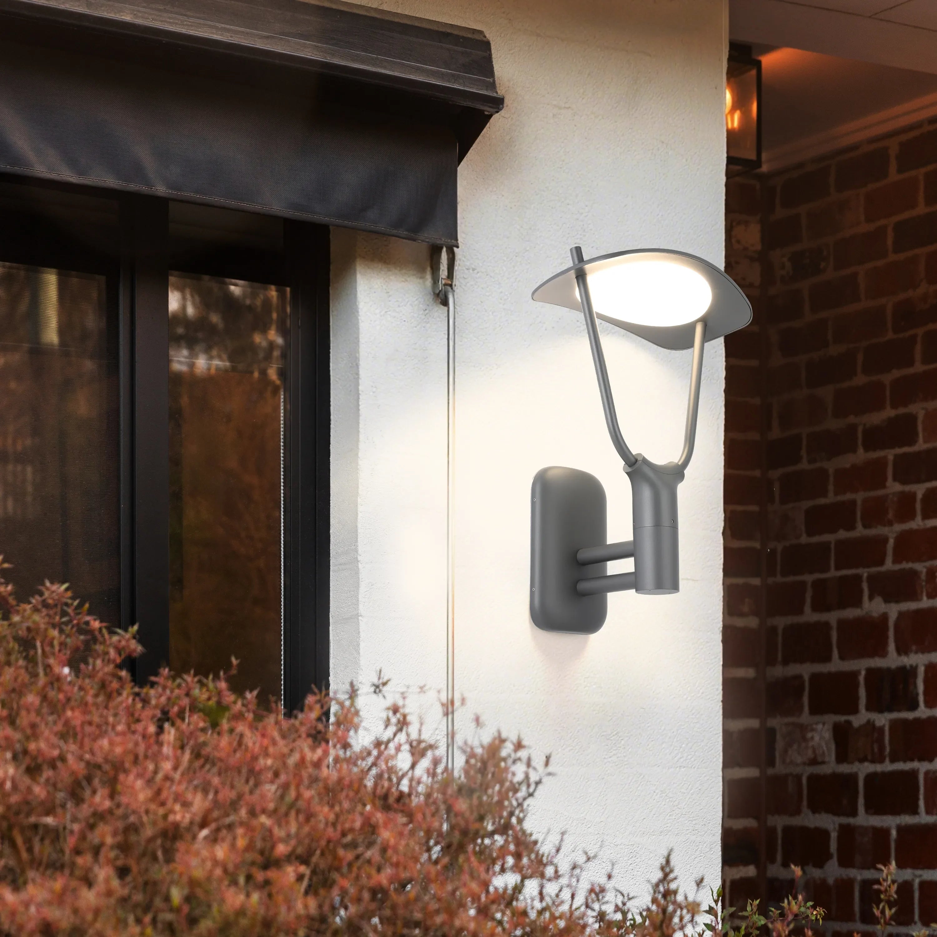 Lámpara de pared moderna gris para exterior con grado de protección IP65