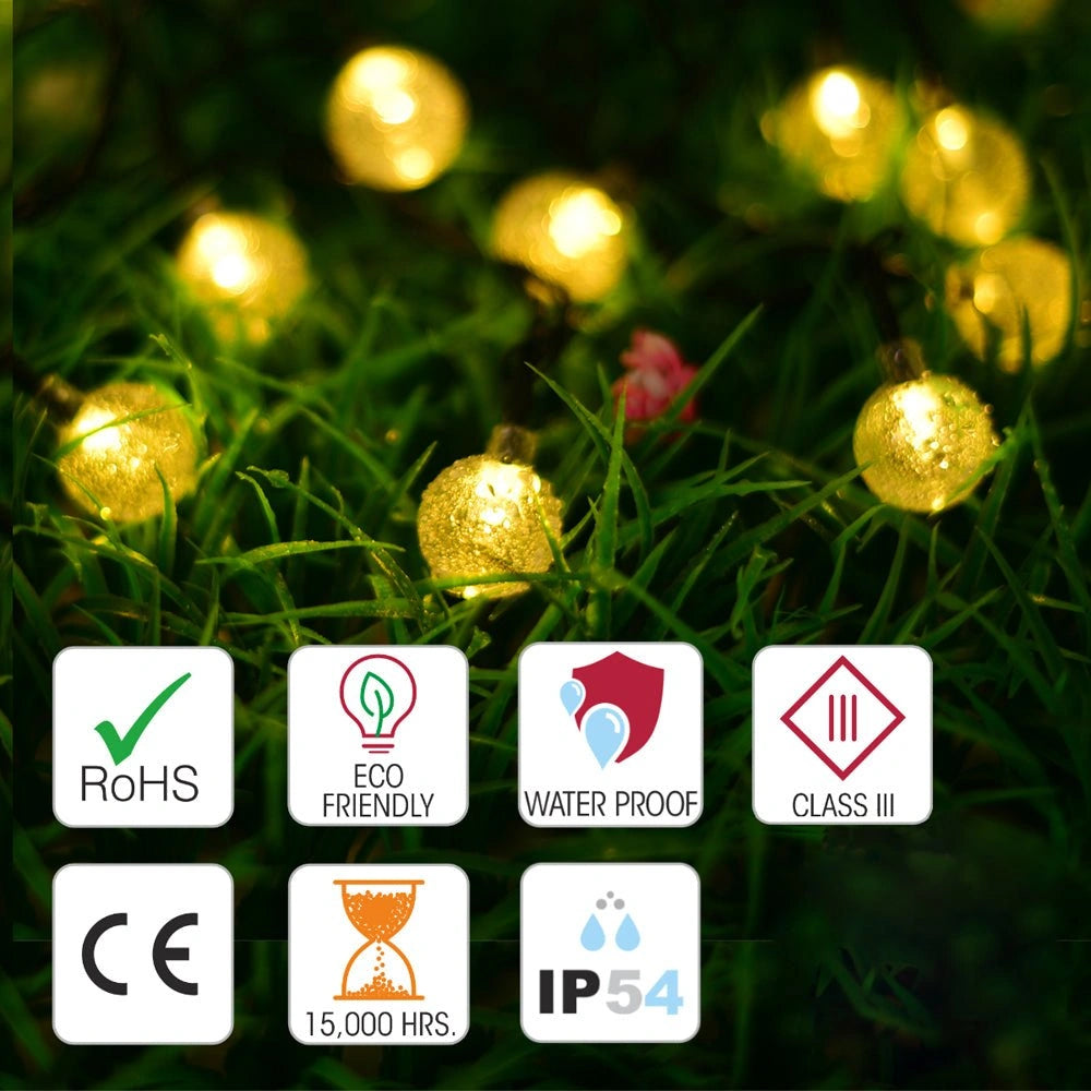 Outdoor usage and features of Lyra Solar Globe 30 LEDs 65m Warm White String Light
