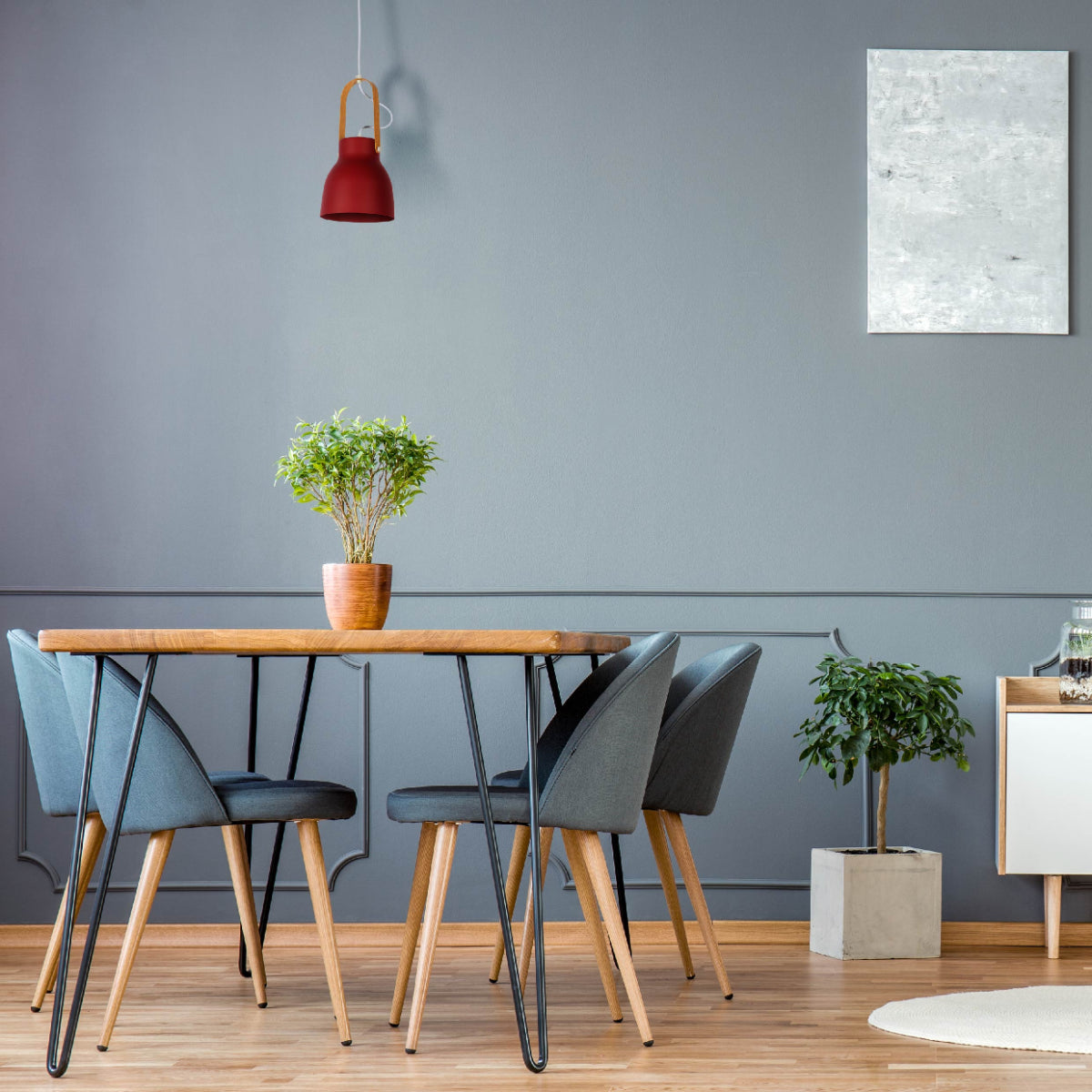 Lámpara colgante cónica de estilo nórdico, perfecta para iluminar comedores modernos con un toque elegante y minimalista.