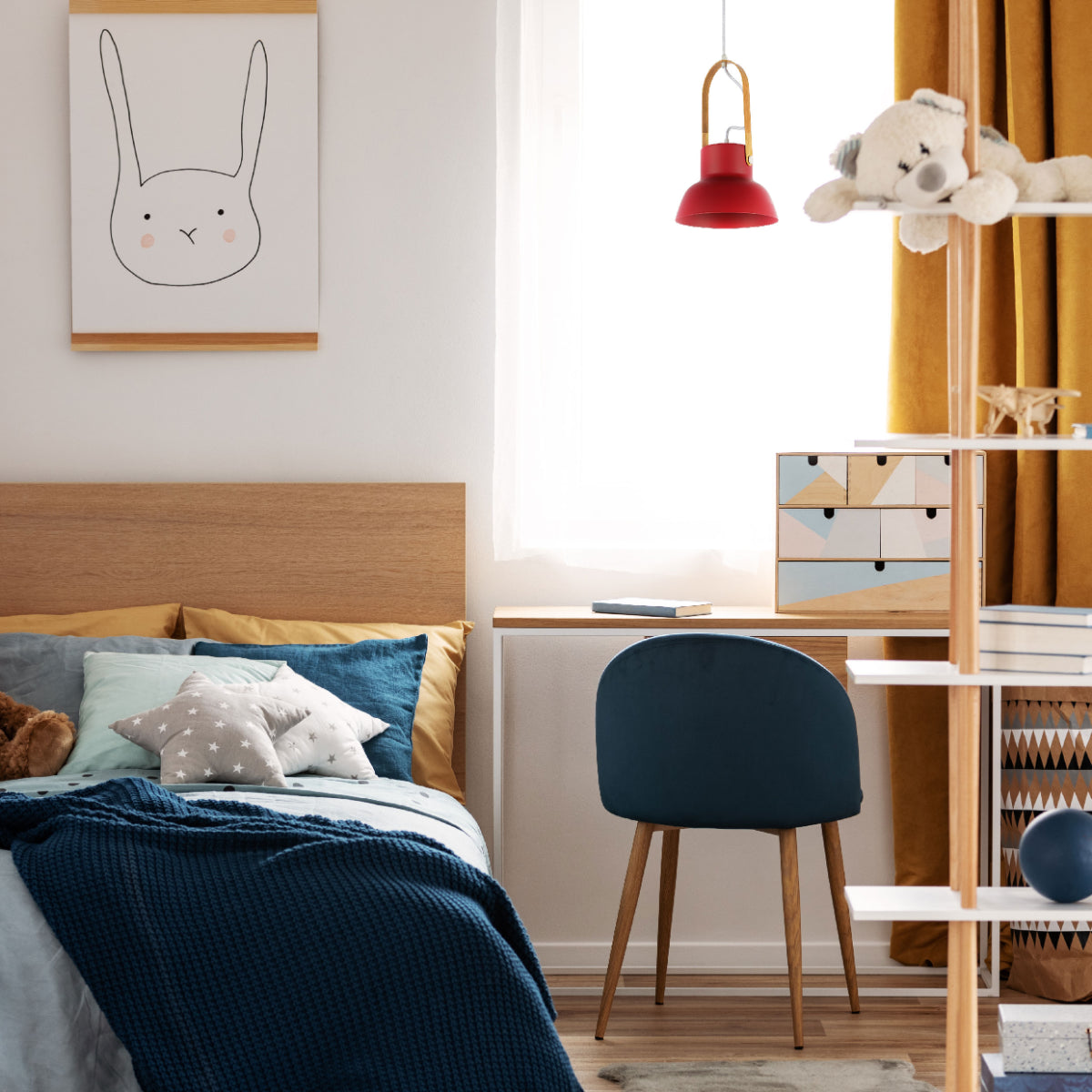 Luz colgante de cono nórdico en una cocina moderna, perfecta para espacios minimalistas y funcionales.