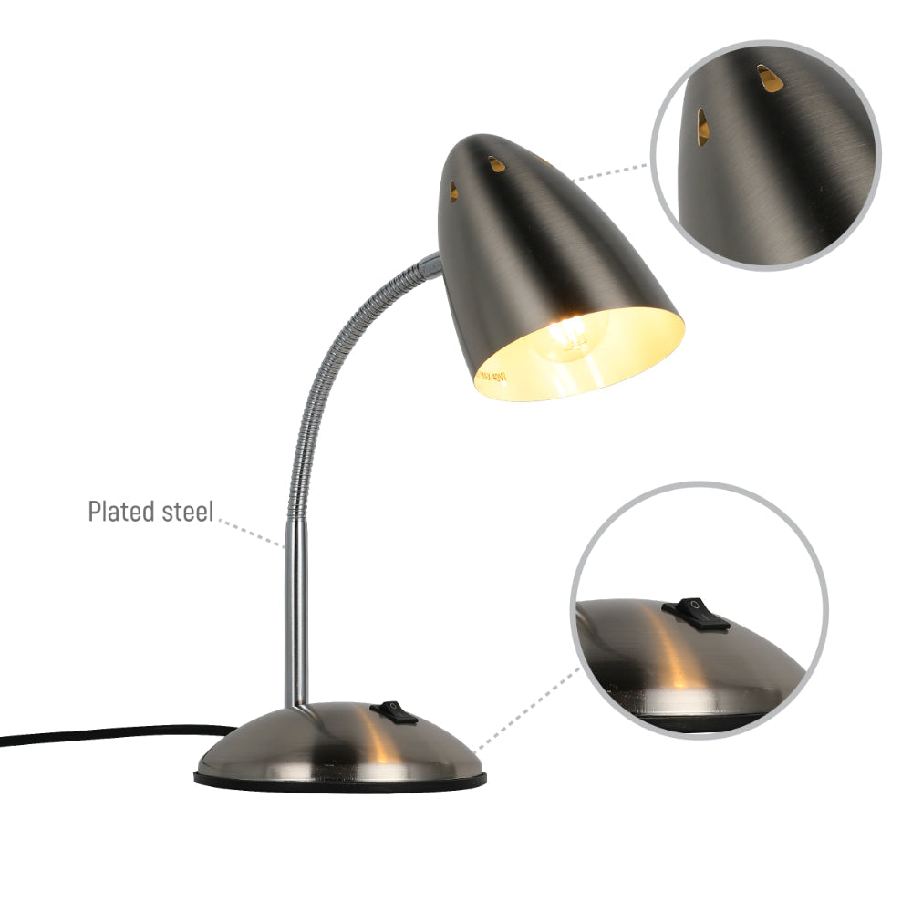 Lámpara de escritorio flexible de metal, ideal para oficinas modernas, con diseño ajustable que ofrece iluminación específica y funcional.