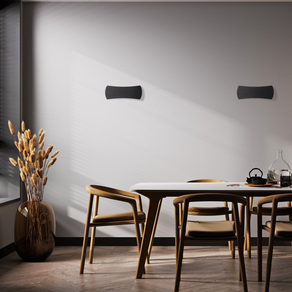 Luz de pared LED exterior moderna, ideal para patios y entradas, con diseño elegante y funcionalidad en decoração contemporánea.