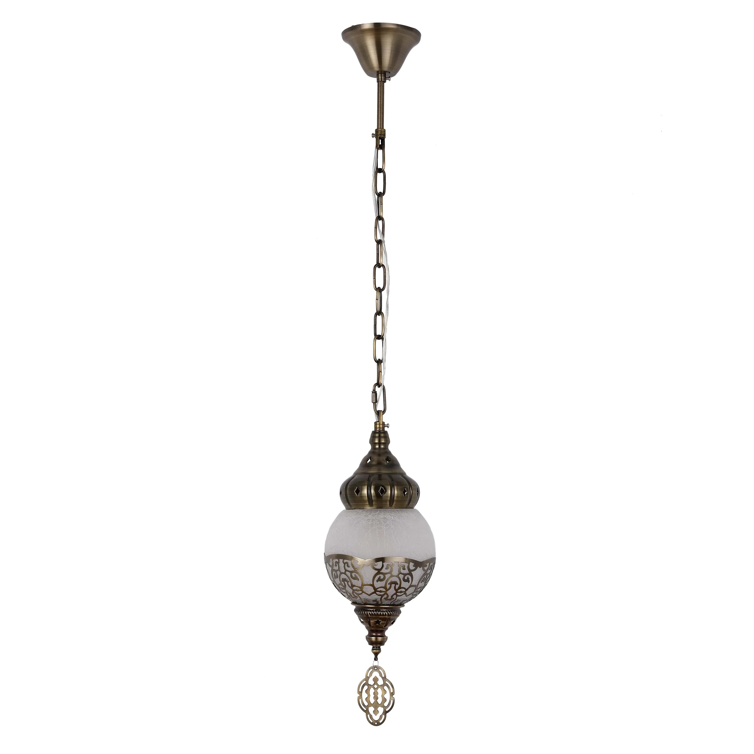 Colección de lámparas colgantes marroquíes ornamentadas