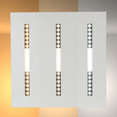 Panel LED anti-reflejos de 40W, ideal para oficinas modernas, proporcionando luz uniforme y cómoda en espacios de trabajo.