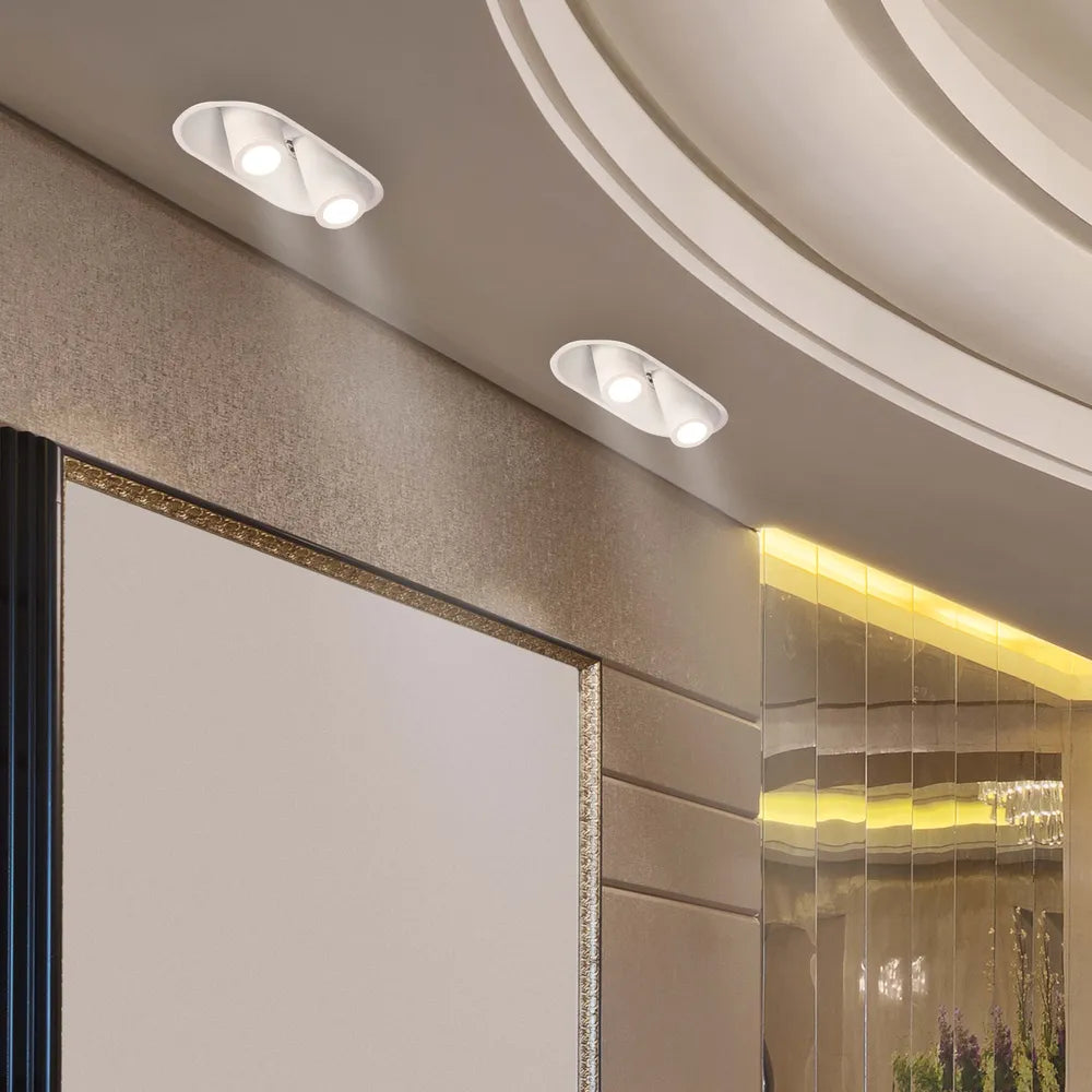 Moderno foco empotrable LED mostrado en una sala de estar elegante y minimalista, realzando la decoración contemporánea con iluminación ajustable.143-03424