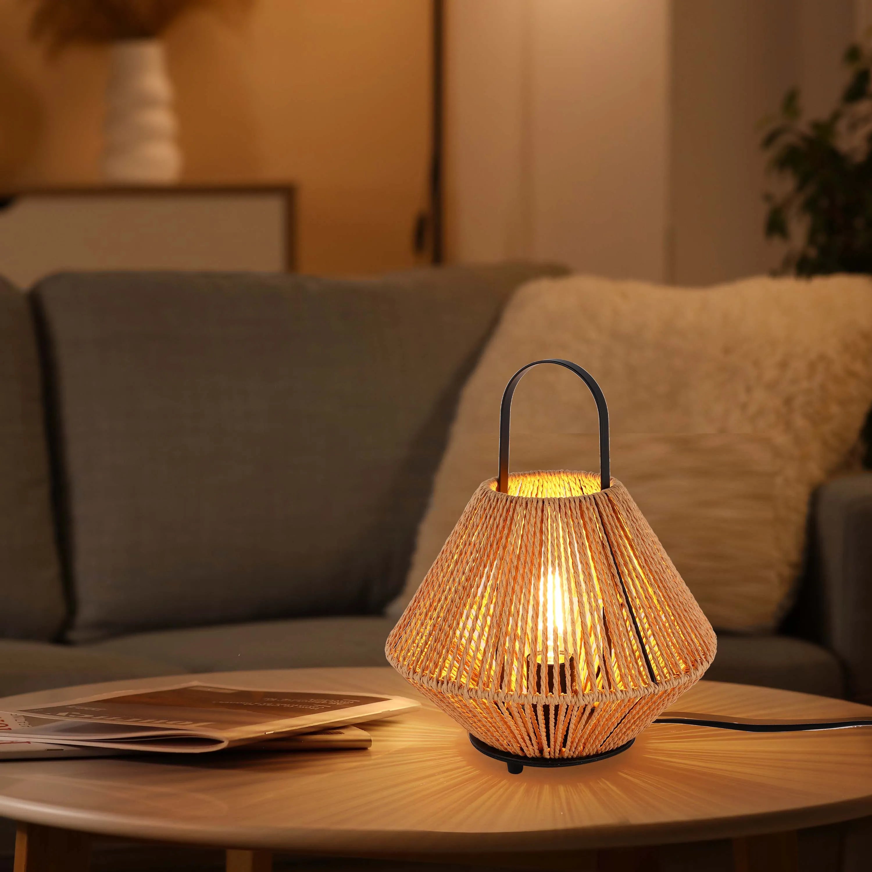 Lámpara de mesa de ratán tejido – Pantalla con patrón de diamante, bombilla E27, regulable, altura 310 mm