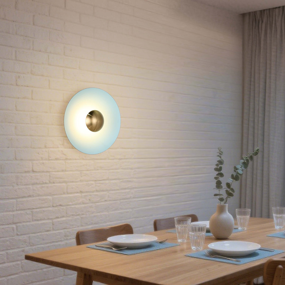 Aplique LED moderno circular con detalle dorado, blanco/rosa/azul, 6W, 3000K