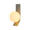 Aplique de pared ajustable en forma de globo, ideal para salas modernas con estilo contemporáneo y funcionalidad versátil.