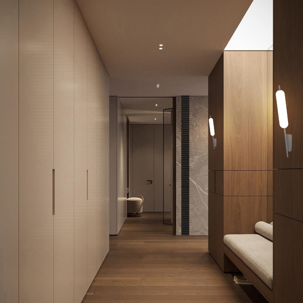 Aplique de pared moderno en forma de espada, ideal para salas contemporáneas, con luz LED cálida de 3000K y 12W.