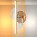 Sconces de pared LED en espiral moderna con acabado cromado, perfectos para decoración contemporánea en pasillos o salones.