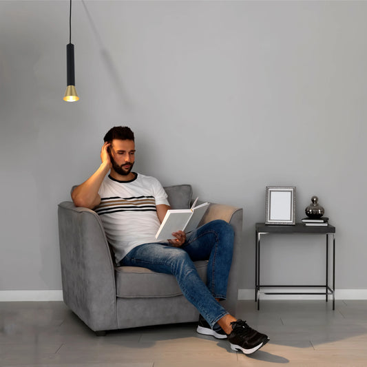 Lámpara colgante individual negra y dorada GU10