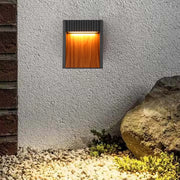 Lámpara de pared para exterior efecto madera color gris oscuro