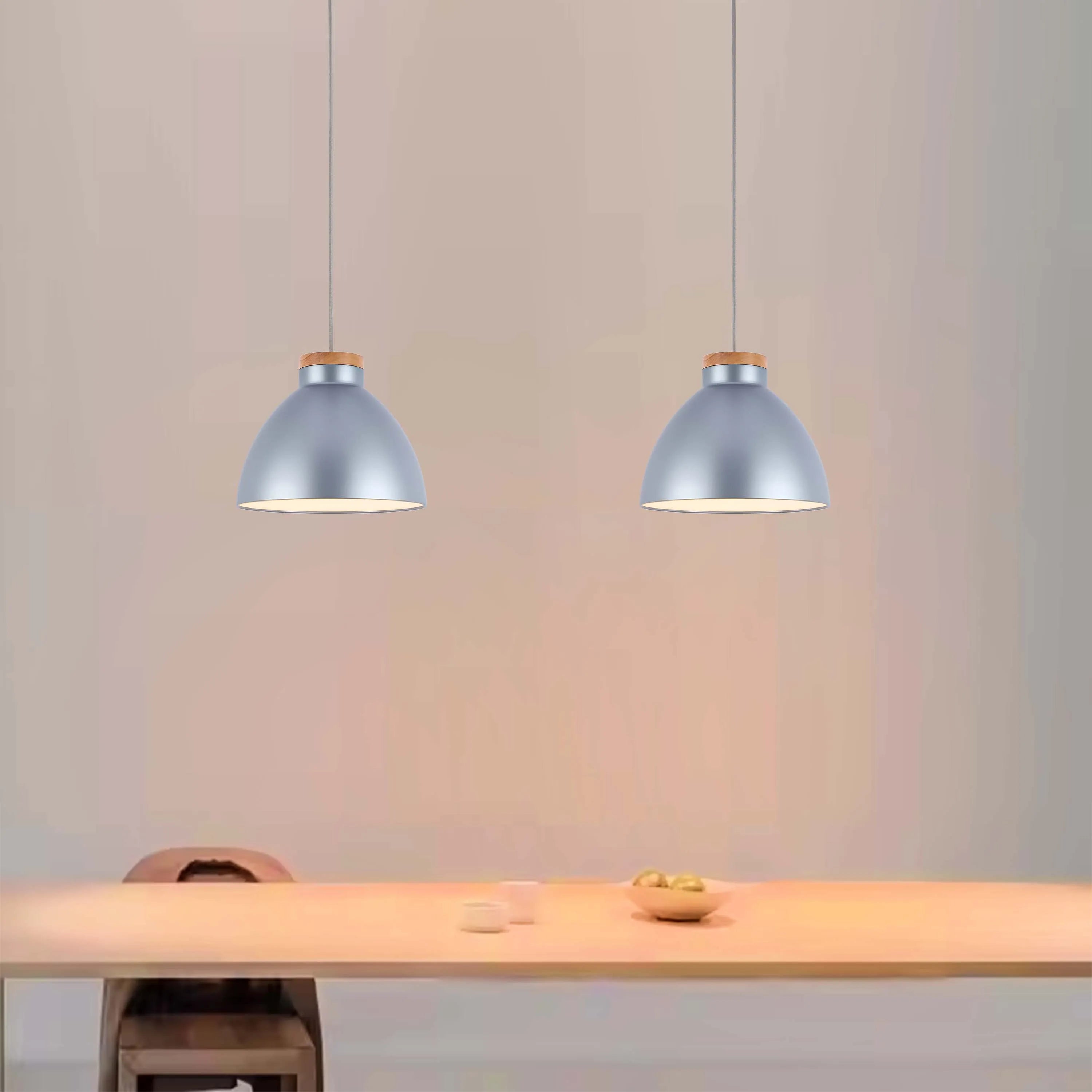 Lámpara colgante tipo cúpula con detalle en madera – Casquillo E27, máximo 40W, IP20