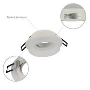 Foco empotrable de aluminio con difusión opal, perfecto para iluminar espacios modernos como salones o cocinas contemporáneas.