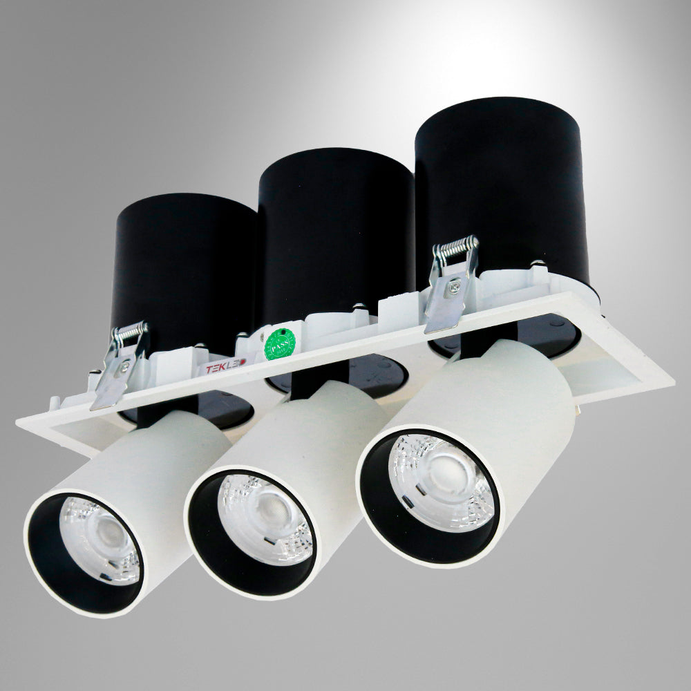Aplique de downlight LED ajustable, ideal para oficinas modernas, con tecnología CCT y diseño negro elegante.