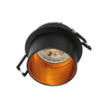 Luz empotrable de aluminio con acento en cobre, ideal para cocinas y espacios modernos. Diseño elegante y funcional.