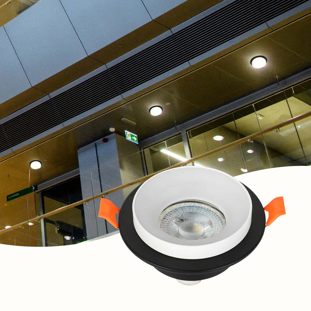 Luminaria empotrada GU10 elegante que realza la decoración moderna de la sala de estar con iluminación empotrada estilizada y protector antideslumbrante para una atmósfera acogedora.143-03430