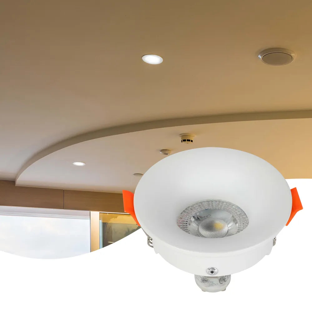 El accesorio de iluminación empotrado GU10 ilumina una sala de estar moderna con una decoración elegante, ofreciendo una solución de iluminación con estilo y bajo deslumbramiento.143-03993