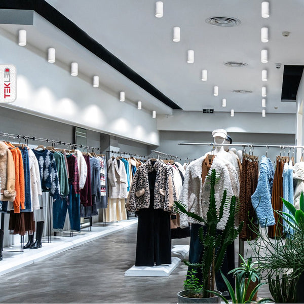 Aplicación interior de Downlight Cilíndrico Blanco de Montaje en Superficie con Portalámparas GU10 | TEKLED 172-03022