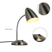 Lámpara de escritorio flexible de metal, ideal para oficinas modernas, con diseño ajustable que ofrece iluminación específica y funcional.