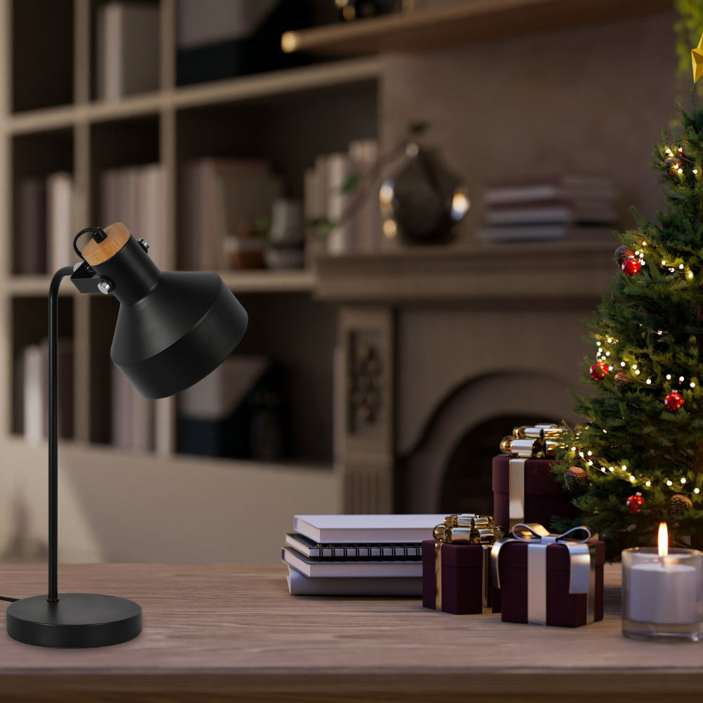 Lámpara de escritorio moderna con acento de madera, perfecta para oficinas con estilo contemporáneo y minimalista.