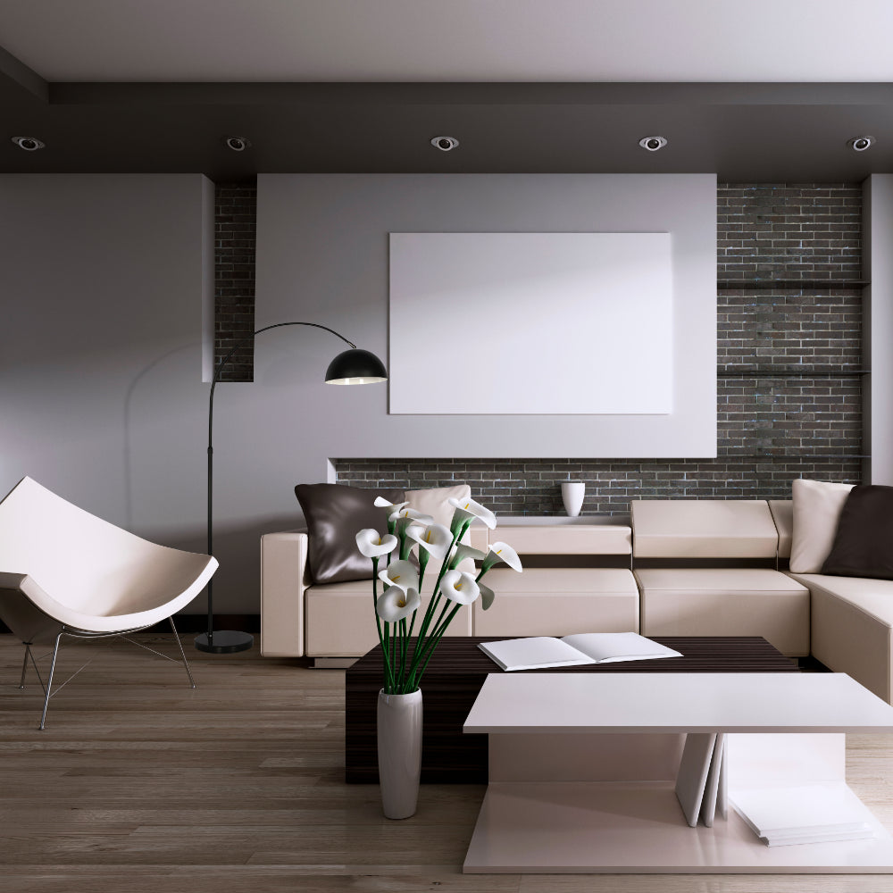 Lámpara de pie de arco curvado con sombra domo rotativa, ideal para salones modernos y con estilo contemporáneo.