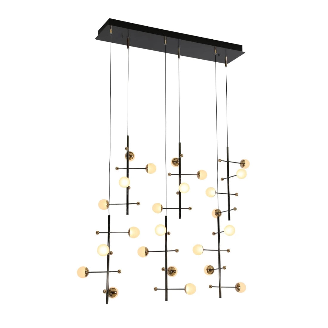 Lámpara de araña moderna con diseño espacioso en acabado dorado, ideal para comedores con decoración contemporánea y elegante.