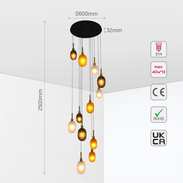 Luz de techo de múltiples pendientes en un salón moderno, ideal para crear ambientes elegantes y contemporáneos.