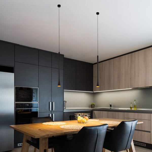Lámpara colgante LED de 5W en negro y bronce, perfecta para comedores con estilo contemporáneo y elegante.