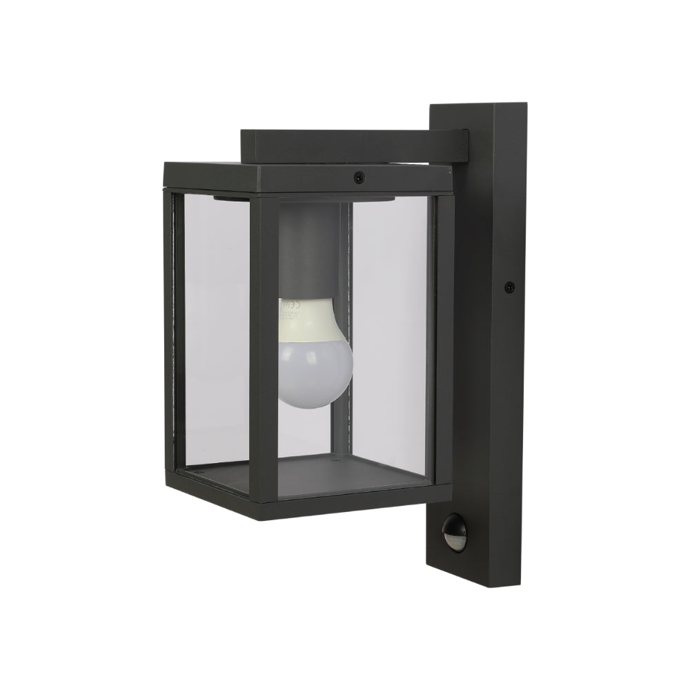 Lámpara de pared exterior en gris oscuro, perfecta para iluminación de patios con estilo contemporáneo y decoración moderna.