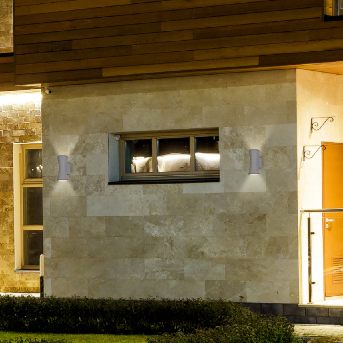Aplique de pared exterior de aluminio en forma de reloj de arena, ideal para patios modernos y entradas contemporáneas.