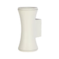 Luz de pared exterior de aluminio en forma de hourglass, ideal para jardines y patios con estilo moderno y contemporáneo.