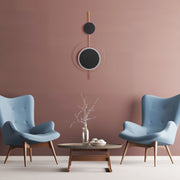 Luz de pared LED moderna en forma geométrica, ideal para decoraciones contemporáneas en salones o pasillos elegantes.