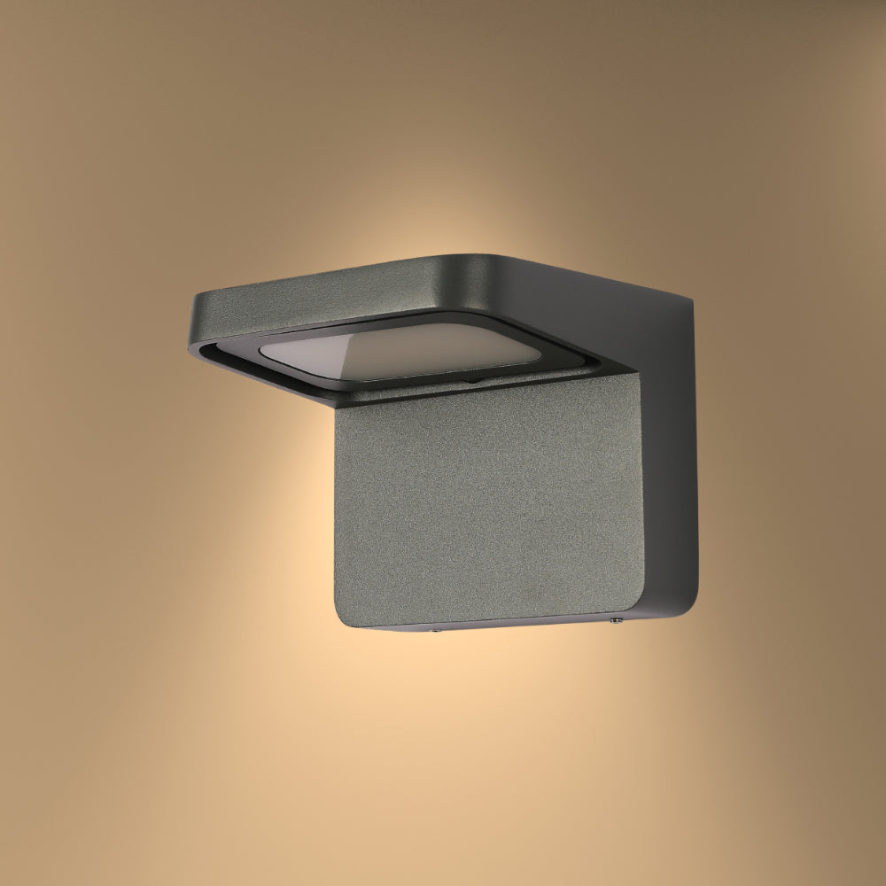 Luz de pared LED exterior moderna de 13W, perfecta para entradas y patios con estilo contemporáneo y decoraciones al aire libre.