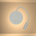 Luz de pared LED gooseneck ideal para leer, perfecta para habitaciones modernas o rústicas, aportando funcionalidad y estilo.