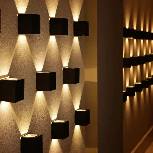 Aplique de Pared Exterior TEKLED Modern Cube LED, Doble Haz IP54, 2x3W 3000K Luz Blanca Cálida para Iluminación Exterior e Interior-Título Predeterminado-183-03292