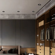 Foco empotrado moderno GU10 iluminando una cocina elegante con decoración minimalista, mejorando el estilo y la funcionalidad.143-03998