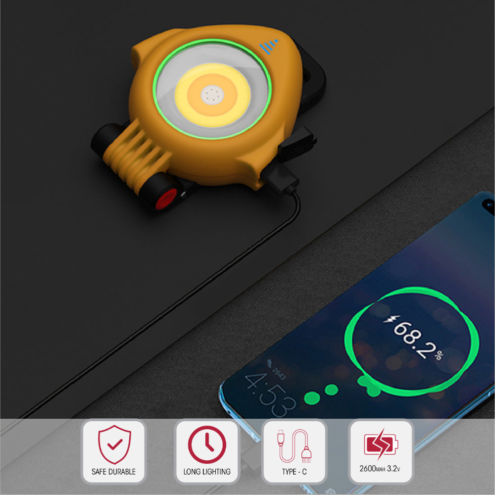 Imagen principal de un proyector portátil multifuncional, ideal para exteriores, camping o seguridad, con diseño moderno y práctico.