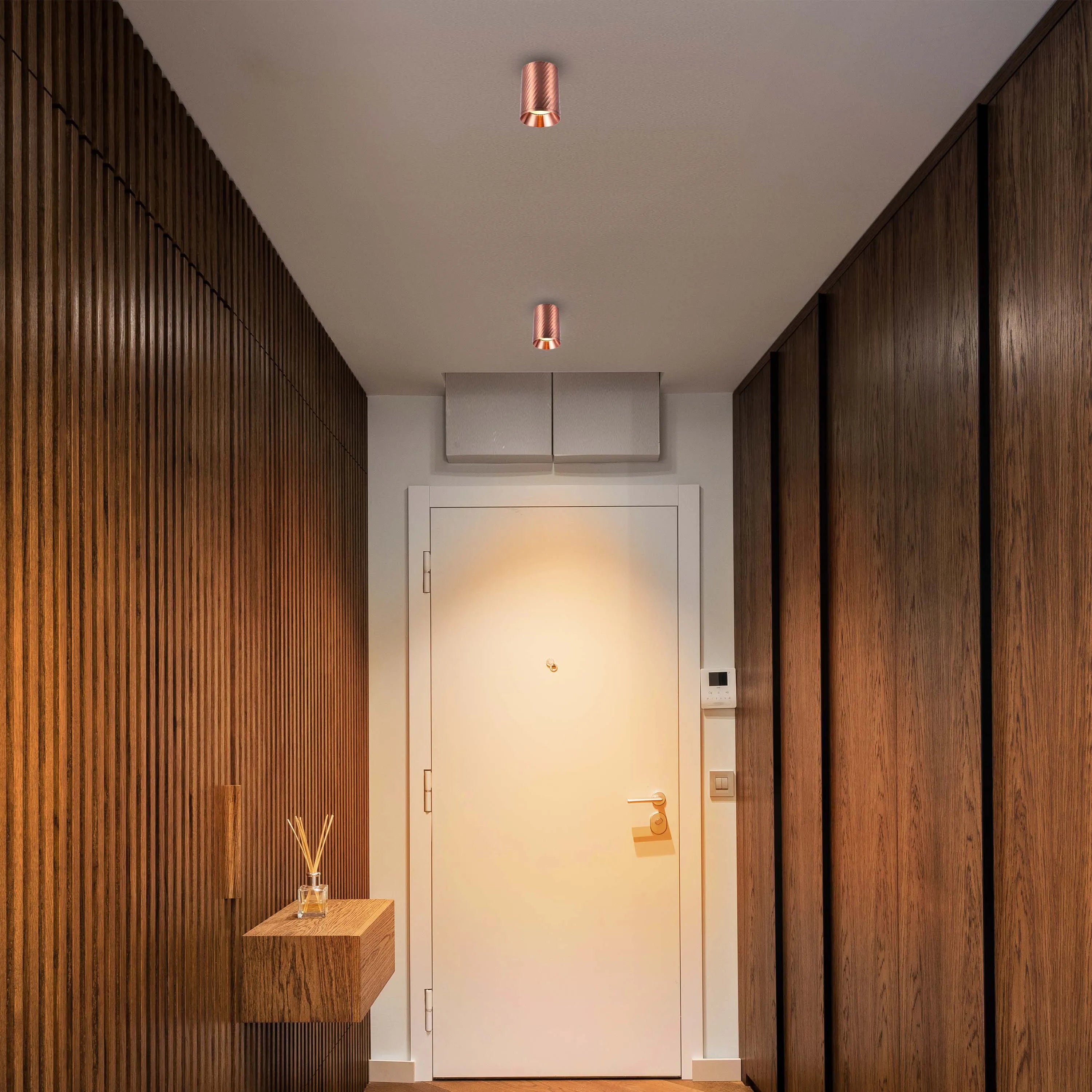Downlight empotrado con textura en espiral - GU10, regulable, aluminio