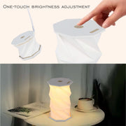 Lámpara de mesa origami expandible – Blanco y dorado, recargable por USB, LED regulable con 3 temperaturas de color (3CCT)